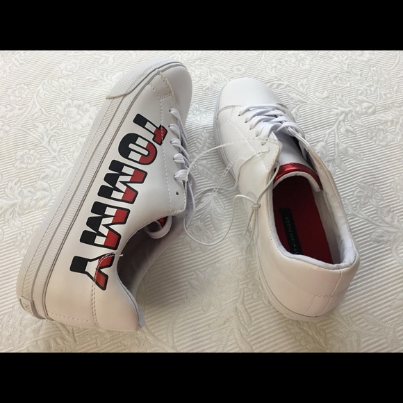 Tommy Hilfiger White Sneakers Sizes: 6.5, 7.5 - Picture 3 of 5